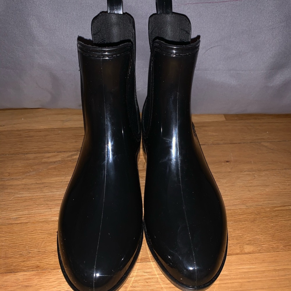 Black rain boots - Picture 3 of 12